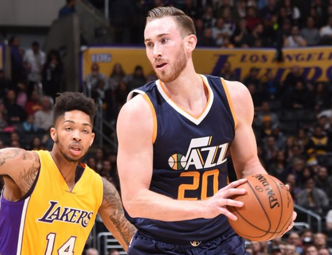 让年轻球员 让年轻球员